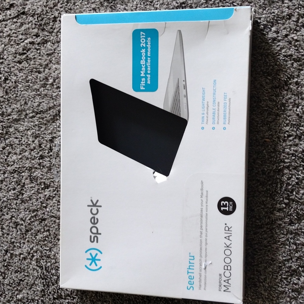 SPECK MACBOOK AIR 13 Inch SeeThru Black ( Fits Mac Book 2017 & earlier models)